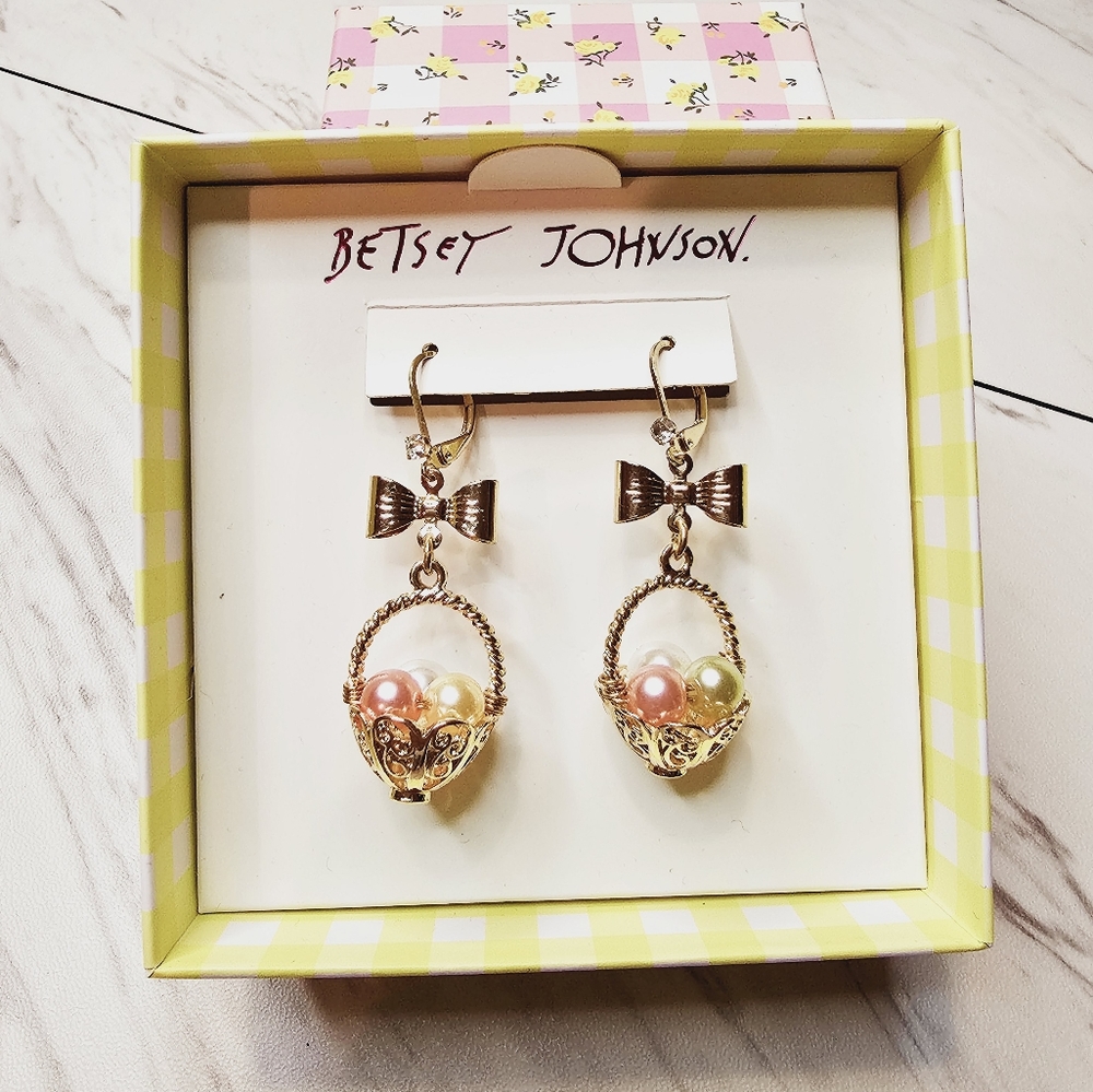 Betsey Johnson Women's Egg Basket Earrings